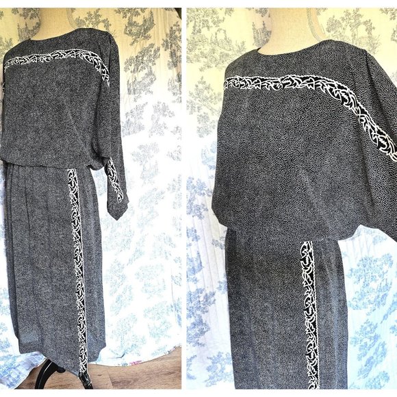 Size S to M Vintage 1980s Missy Houses Dolman Sleeve Dress - Picture 1 of 12